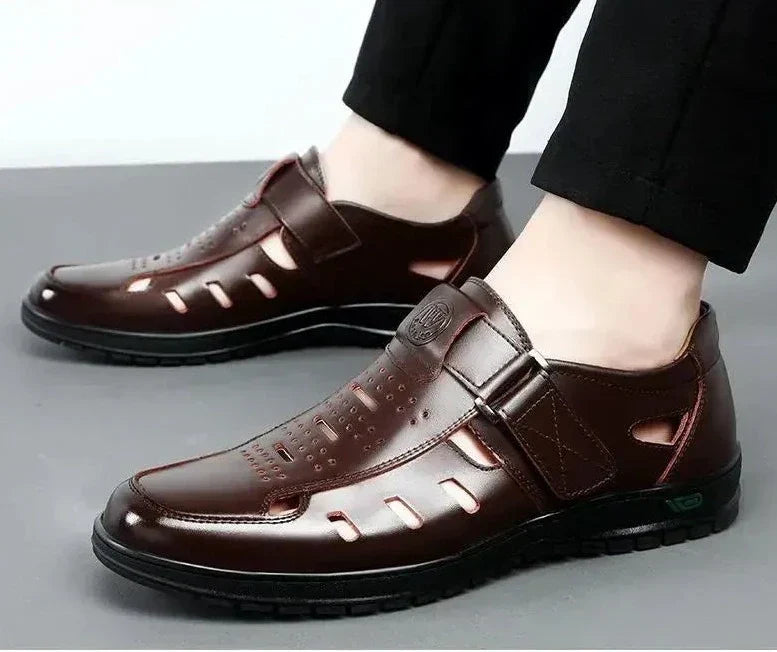 Mistfall UrbanStride Men's Closed-Toe Leather Sandals