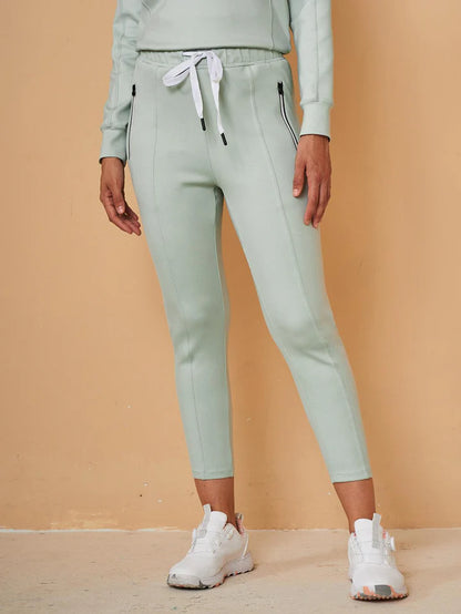 Mistfall Casual Drawstring Capris – Lightweight capri joggers with drawstring