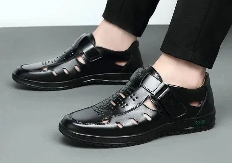 Mistfall UrbanStride Men's Closed-Toe Leather Sandals